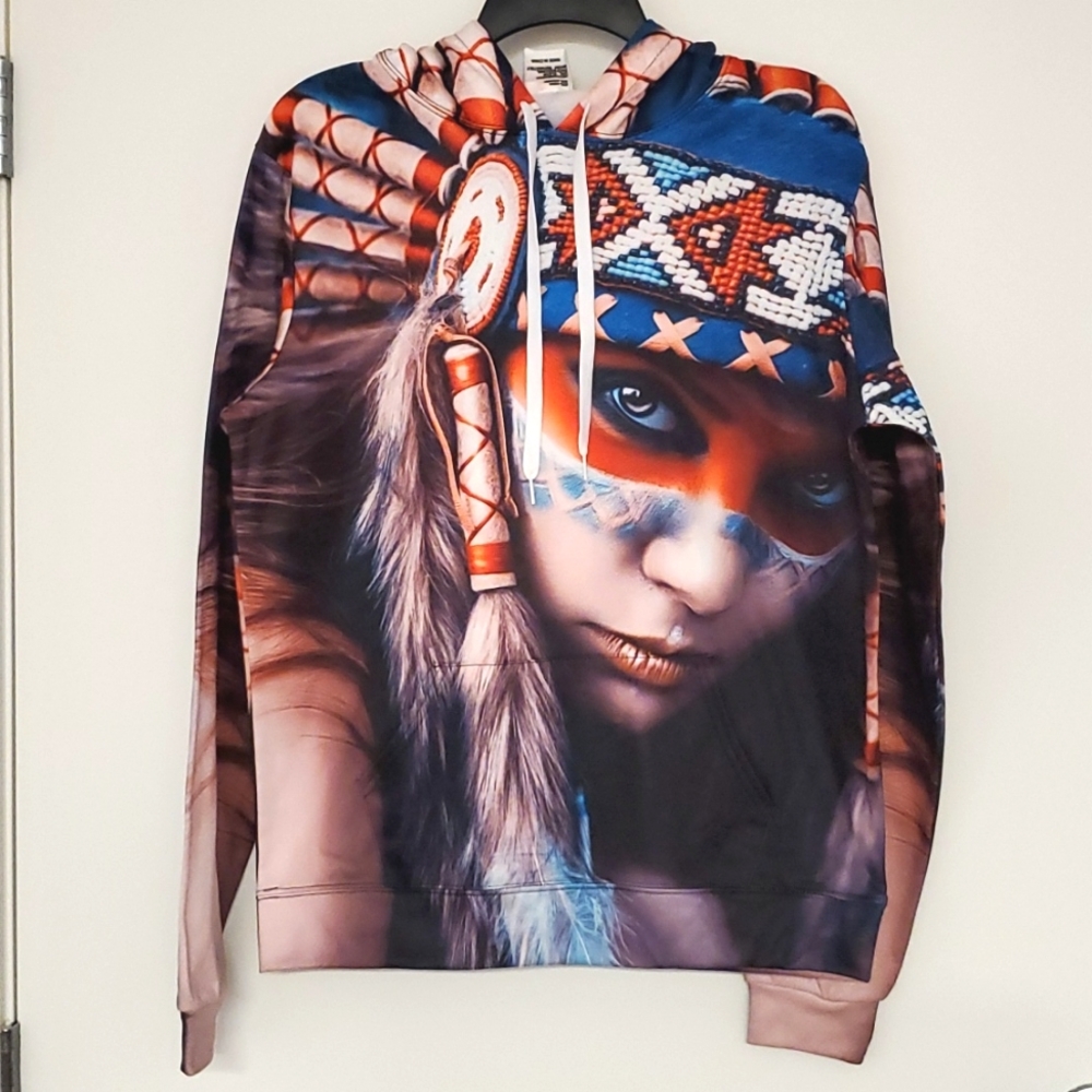 ZOOTOP BEAR Indian girl make up headdress feathers  long sleeve hoodie NWOT XL